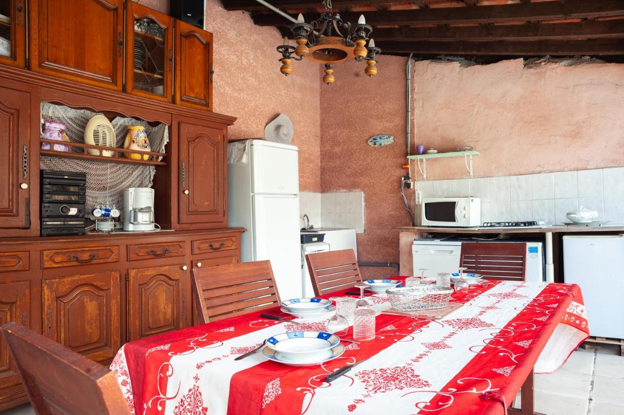 Appartement Avec Piscine Et Cuisine Рокфор-ла-Бедюл Екстериор снимка